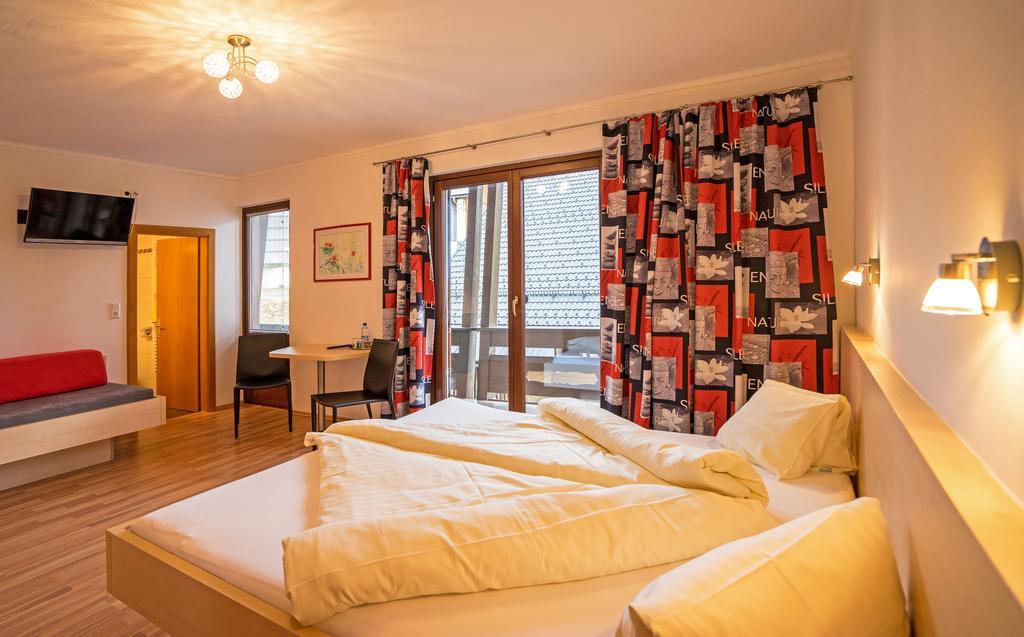 Hotel Haus Stampfer à Weissensee Extérieur photo